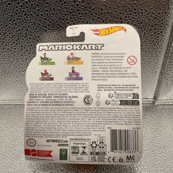 Hot Wheels Mario Kart – Shy Guy Die-Cast Kart Racer - Picture 2 of 2